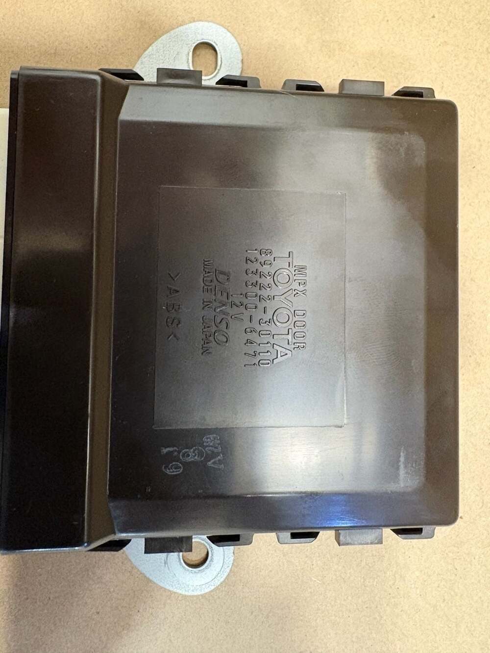 Toyota MPX Door Multiplex Control Module 89222-30110